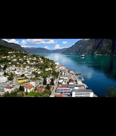 Seaside In Stranda, Close To Geiranger 公寓 *