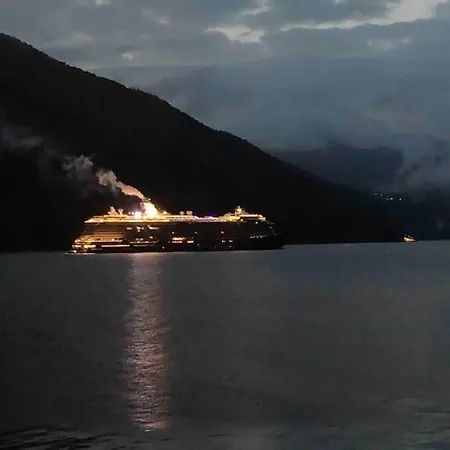 아파트 Seaside In Stranda, Close To Geiranger *